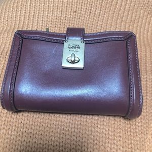 Coach Hutton Wallet in Wine color